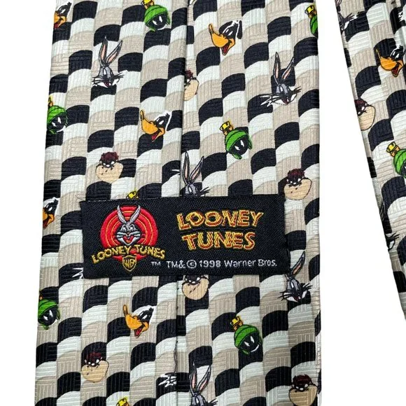 Looney Tunes White Black Tan Motif Polyester Classic Necktie Bugs Bunny Daffy - Picture 5 of 8